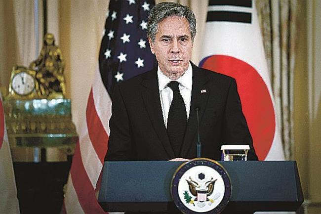 中国の偵察気球が飛来した問題について語るブリンケン米国務長官＝３日、ワシントン（ゲッティ＝共同）