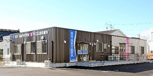 完成した病児・病後児保育と休日応急診療所の専用建屋＝浜田市田町