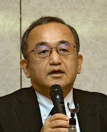 松浦　基明氏