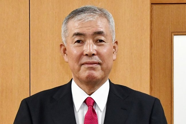塚原隆昭氏