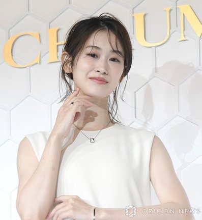 『ショーメ、自然美への賛歌』オープニングイベント・フォトコールに出席した愛希れいか （C）ORICON NewS inc.
