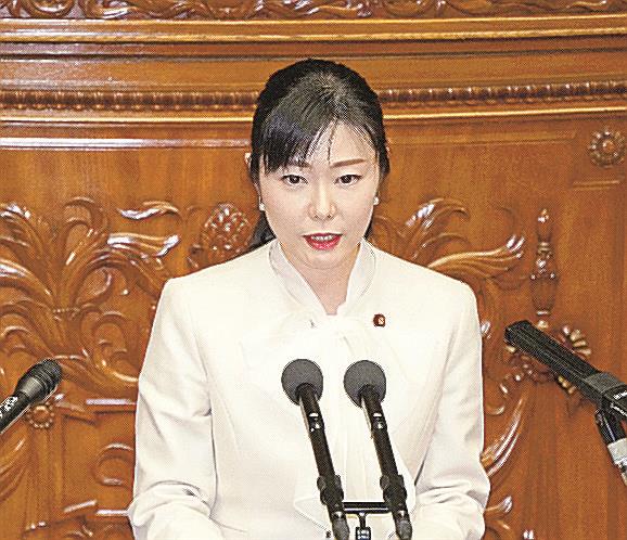 衆院本会議で、児童手当の拡充などを柱とした少子化対策関連法案の趣旨説明をする加藤鮎子こども政策相＝２日