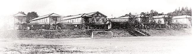 １９２４年に建てられた旧制松江高校自習寮の新寮＝島根大提供