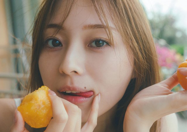 乃木坂46梅澤美波2nd写真集『透明な覚悟』先行カット　撮影・東 京祐（C）光文社