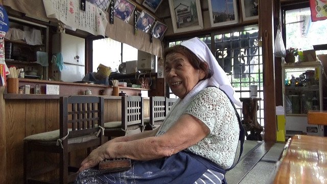 2日放送『オモウマい店』＝食べたらご超寿うどん店の店主（C）中京テレビ