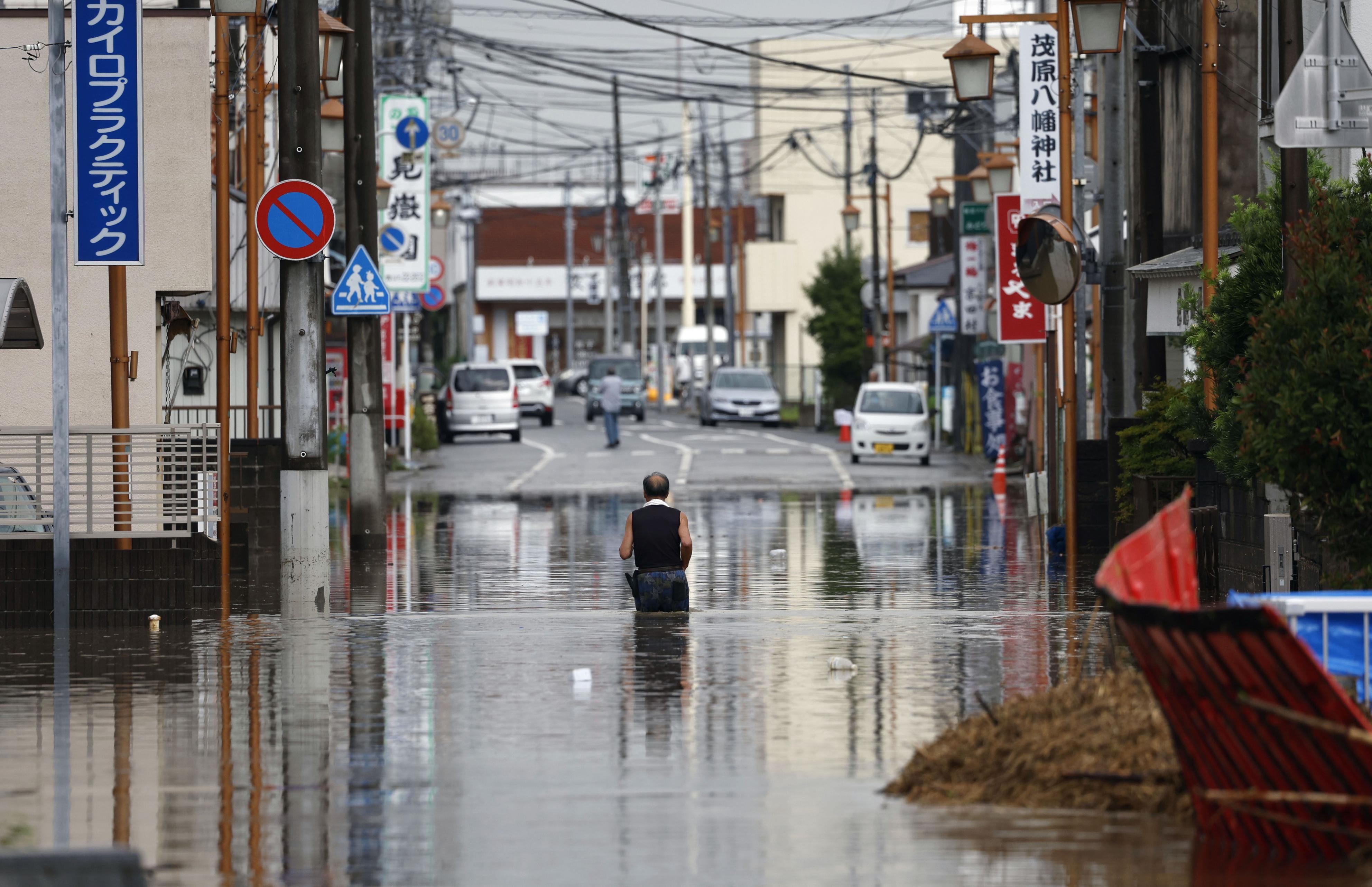 【速報動画】台風13号、記録的大雨 千葉 茨城で線状降水帯 浸水相次ぐ | 山陰中央新報デジタル