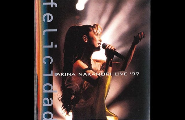 『Felicidad AKINA NAKAMORI LIVE '97』BS10プレミアムで1月4日放送(C)2016 UNIVERSAL J, a division ofUNIVERSAL MUSIC LLC