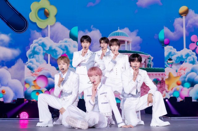 SMTOWN TOKYO ユニフォーム 新品未開封 NCT DREAM ドリム 入荷