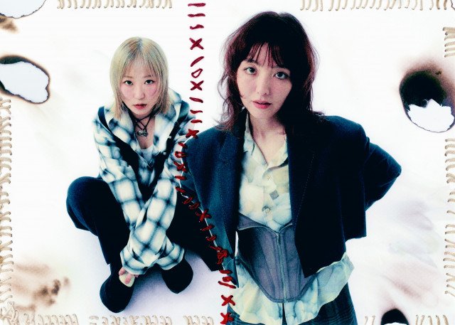 yonige(左から)ごっきん、牛丸ありさ