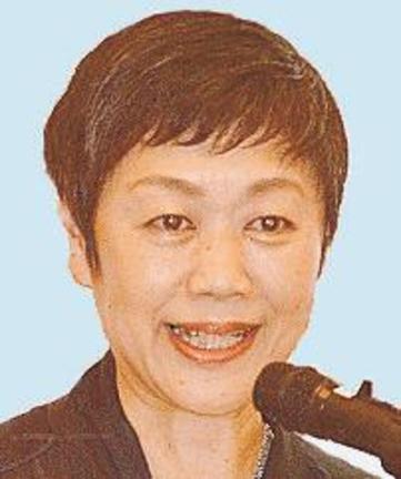 講演する山本洋子氏＝米子市明治町、米子ワシントンホテルプラザ