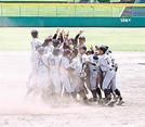 この夏の猛暑の中で島根大会を勝ち抜き、甲子園出場を決めた立正大淞南の選手たち＝出雲市内