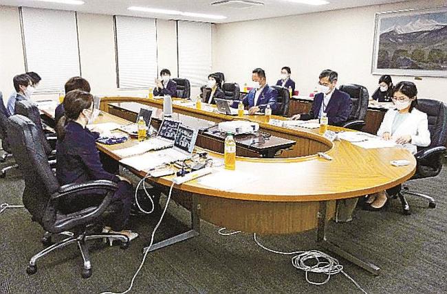 幼稚園や保育所に通っていない子どもの実態把握に向けた政府の検討委員会の初会合＝２０２２年８月１９日、東京都千代田区