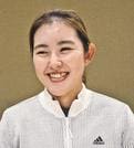 「オフは体力と精神面の強化に取り組みたい」と話す浜崎未来＝滋賀県湖南市、美松ゴルフセンター