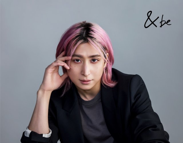『&be（アンドビー）』のブランドアンバサダーに就任した佐久間大介
