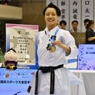 【空手道成年女子形】国スポで初優勝した島根の三島きり（アサヒフォージ）＝大津市ウカルちゃんアリーナ
