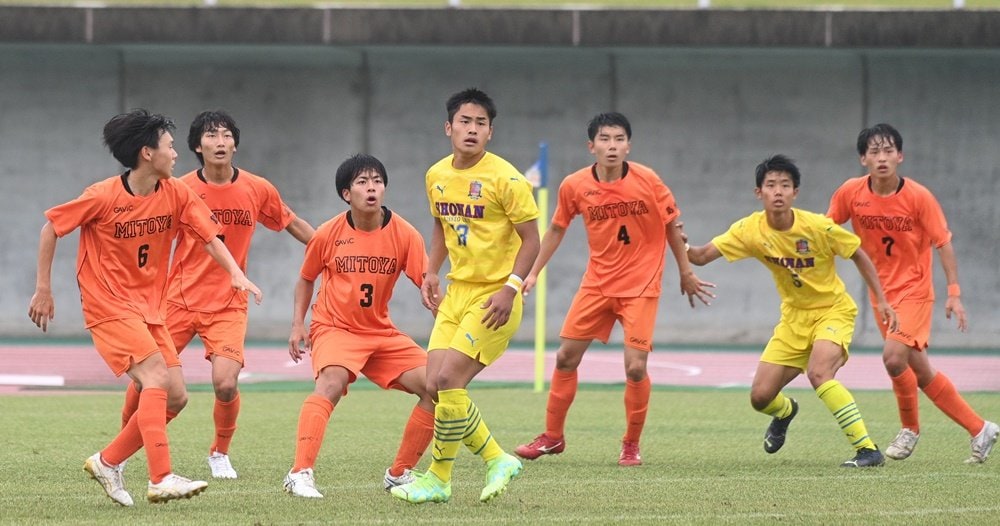 サッカー・準決勝 島根県高校総体 山陰中央新報デジタル