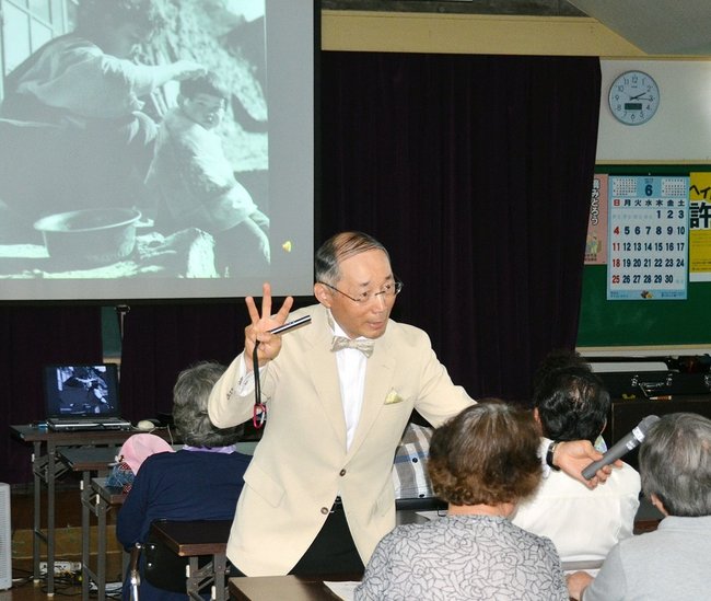 回想法を実践する鈴木正典さん