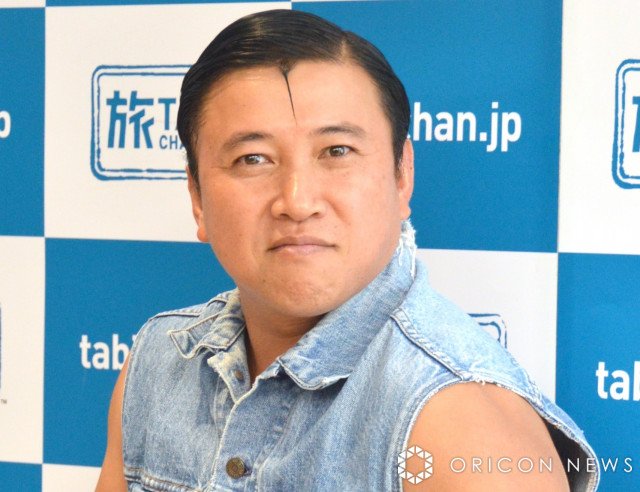 スギちゃん、“ワイルド”な料理姿披露に反響「ワイルドだねぇ