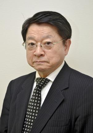 片山善博氏