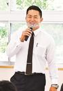 生徒に自身の経験を伝える土佐誠さん＝浜田市旭町今市、旭中学校
