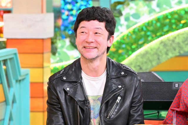 16日放送の『痛快！明石家電視台』に登場する浅野忠信（C）MBS