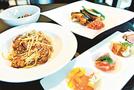 近海で捕れた魚介類や地元産野菜をふんだんに使った料理