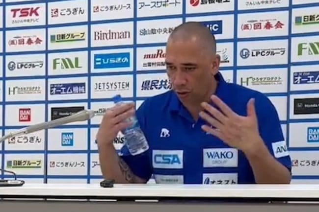 ポール・ヘナレ監督