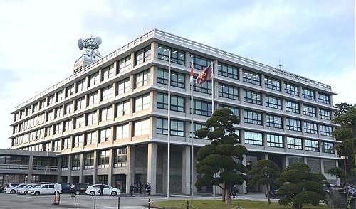 島根県庁