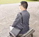 貸付金を取り崩しながら生活する男性＝２日、横浜市