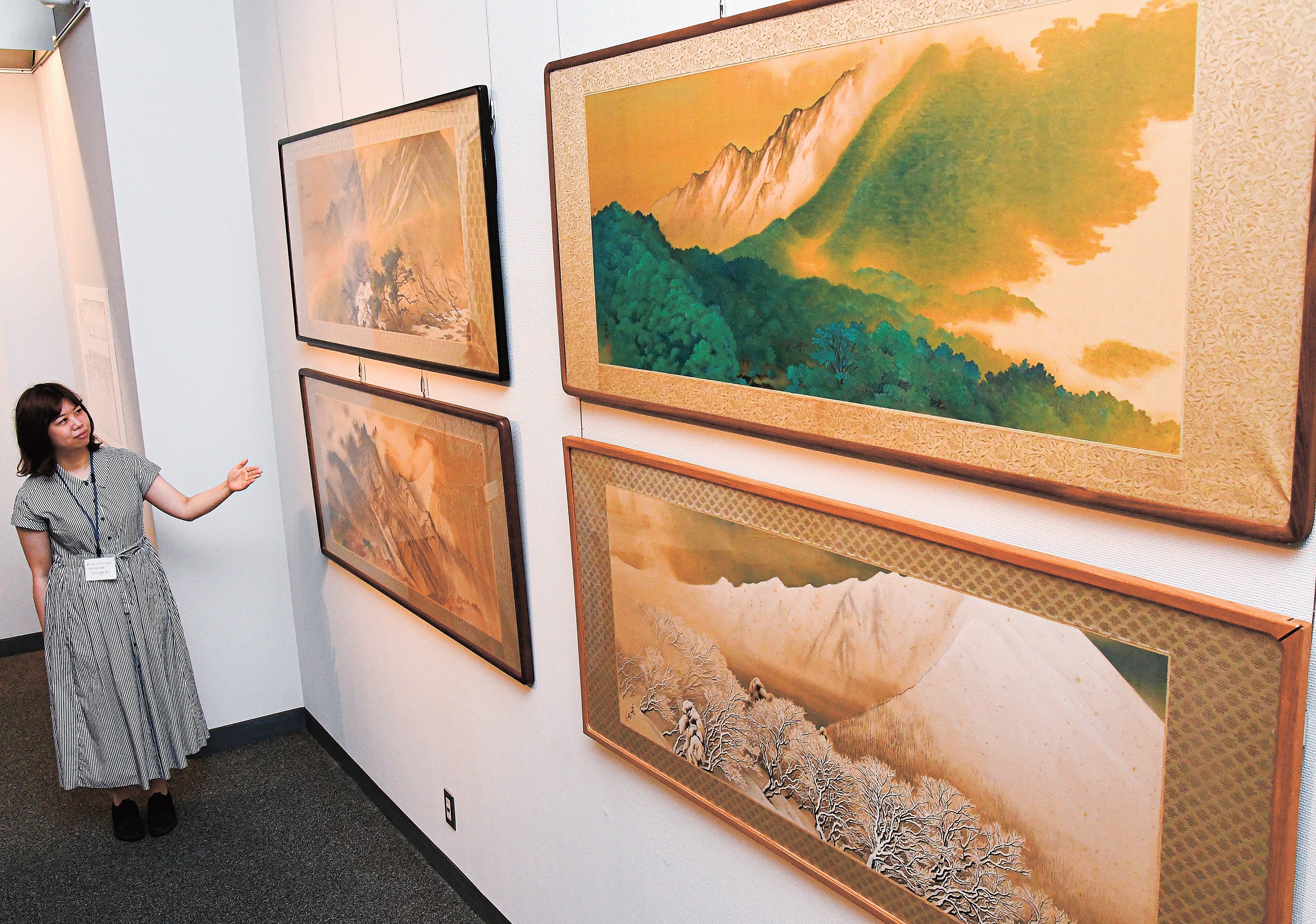 繊細、竹田霞村の日本画 出身地・出雲で作品展 | 山陰中央新報デジタル