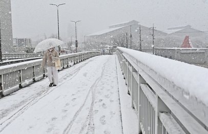 島根、鳥取で積雪 西郷10センチ、大山97センチ 22日は警報級の