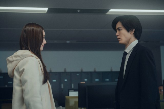 4日放送『この愛は間違いですか~不倫の贖罪』第9話より(C)テレビ東京