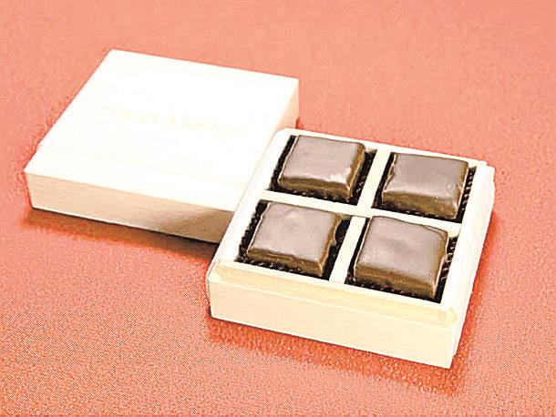 三越伊勢丹オンラインで販売されるきり箱入りの商品（提供）