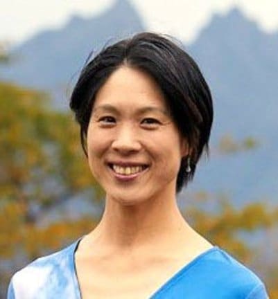 大津　愛梨氏