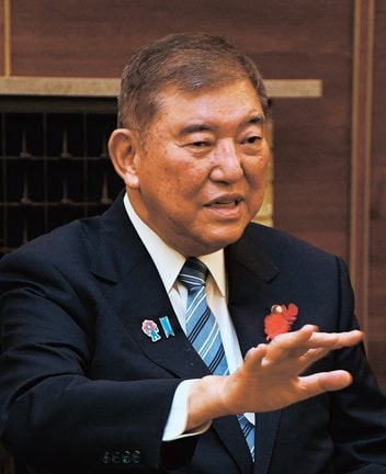 「地方創生はライフワークだ」と語る石破茂首相＝東京・永田町、首相公邸