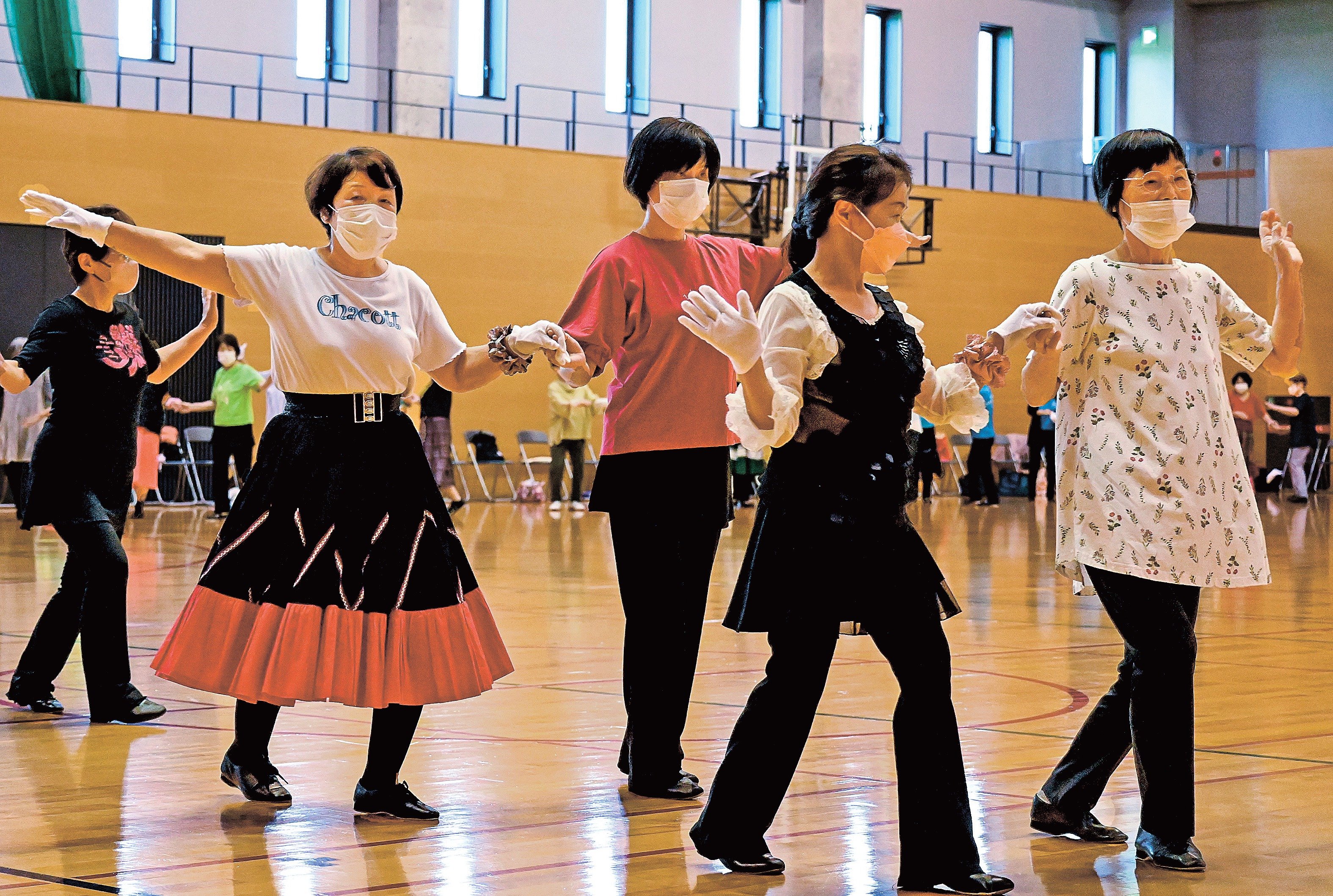 日本フォークダンス連盟　50年のあゆみ 日本フォークダンス連盟 50年のあゆみ - メルカリ