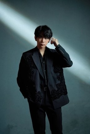 ポニーキャニオンへの移籍を発表した伊東健人