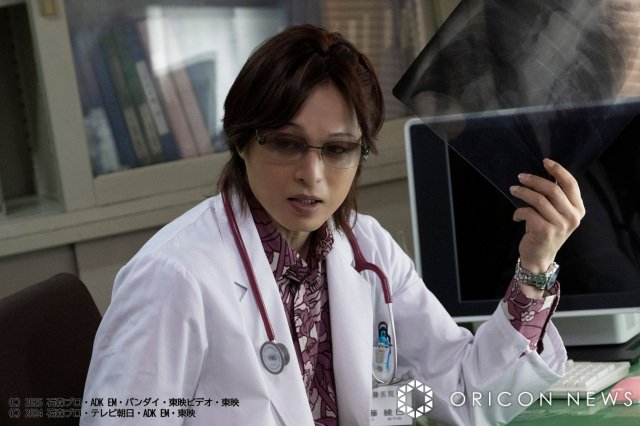 Vシネクスト『仮面ライダーガヴ ギルティ・パルフェ』新木宏典（C）2024 石森プロ・テレビ朝日・ADK EM・東映 （C）2025 石森プロ・ADK EM・バンダイ・東映ビデオ・東映