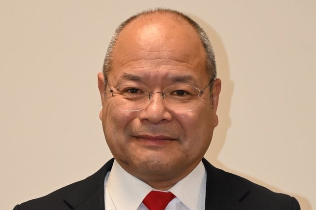 石飛厚志氏