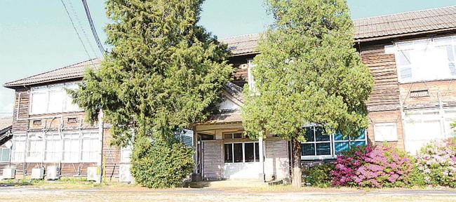 ｅスポーツ部が創設されるこころの宝石箱宍道校舎＝松江市宍道町宍道