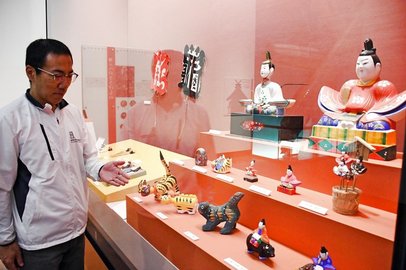 松江姉様、張り子の虎 郷土玩具ずらり 出雲歴博で16日まで | 山陰中央