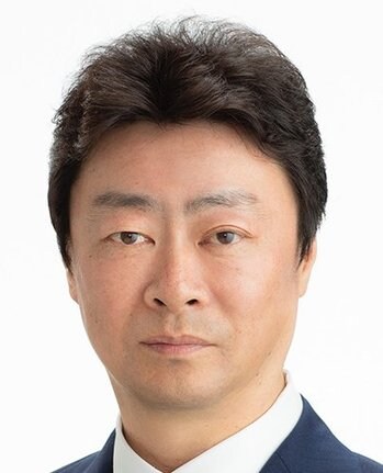 細川　隆三氏