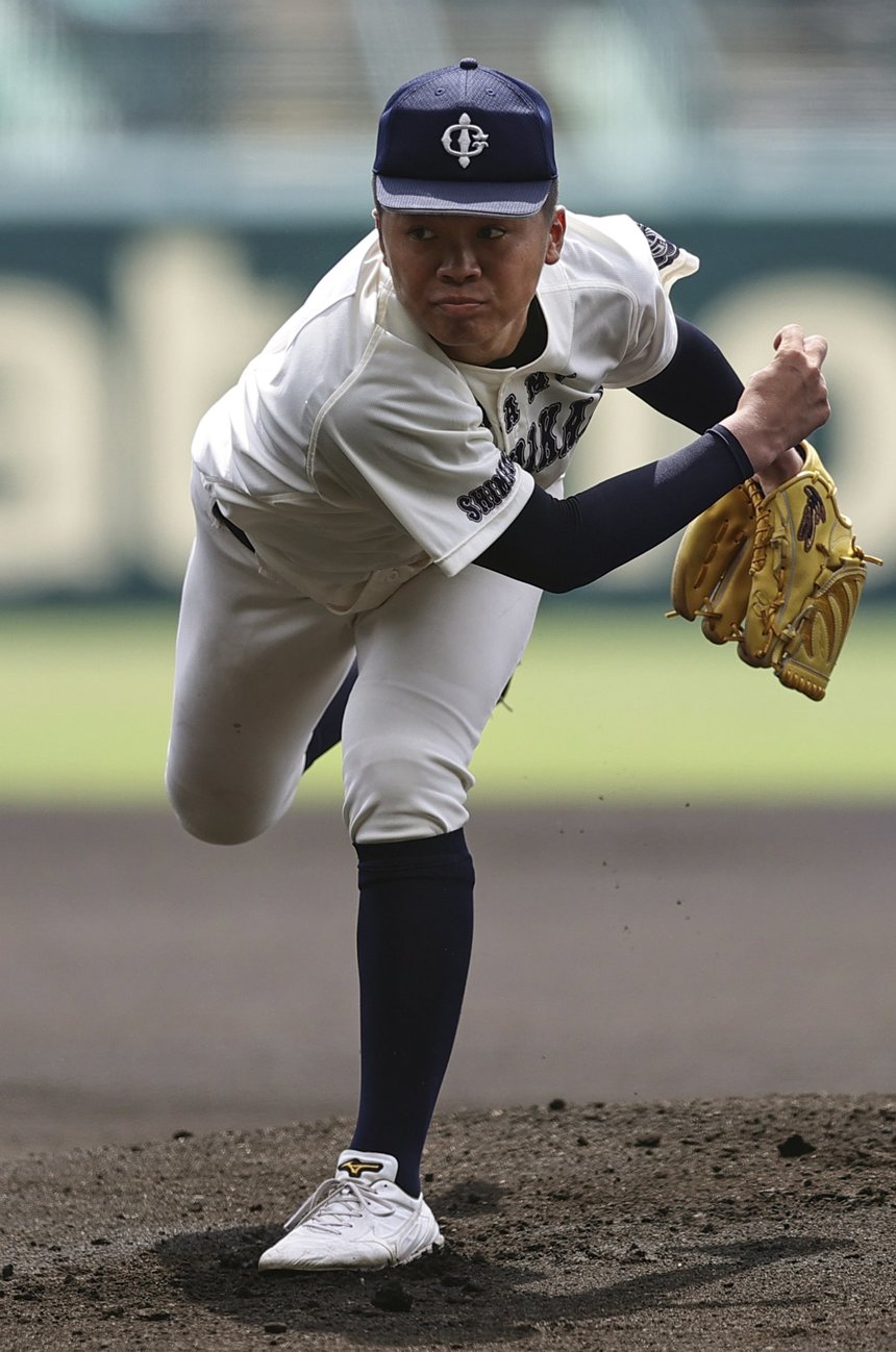 石見智翠館の冬用ウェア 石見智翠館の冬用ウェア 石見智翠館の冬用ウェア