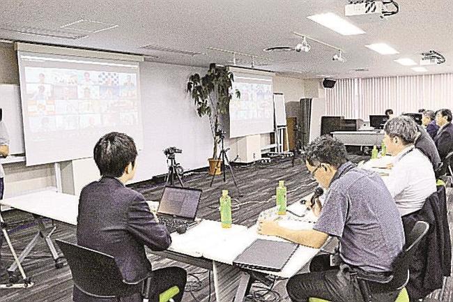 １０月以降の新型コロナウイルス感染症の医療支援について議論する厚生労働省の感染症部会＝１５日午前、東京都港区