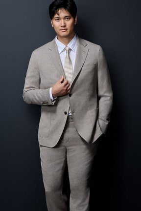 BOSS メンズウェア 2025年秋冬コレクションに登場した大谷翔平