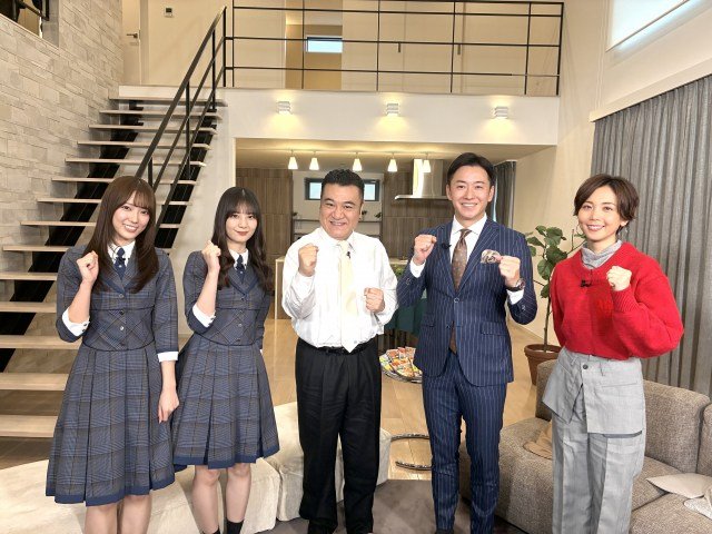 12月27日放送『熱闘甲子園年末スペシャル』に出演する（左から）清水理央、小坂菜緒、山崎弘也、斎藤佑樹、ヒロド歩美（C）ABCテレビ