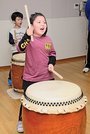 熱のこもった練習に励む井上麻陽さん（手前）＝境港市中野町、市文化ホール
