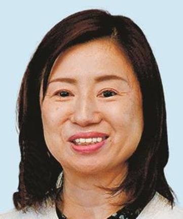 田中 里沙　氏