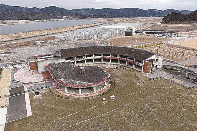 震災遺構として整備された宮城県石巻市の大川小＝２月