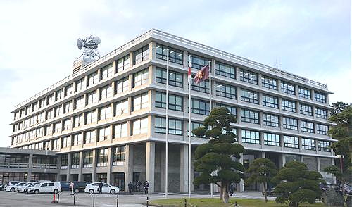 島根県庁